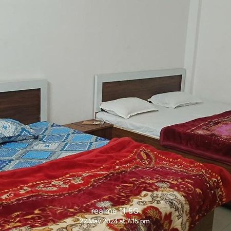 Geeta Dham Hotell Vrindāvan Eksteriør bilde